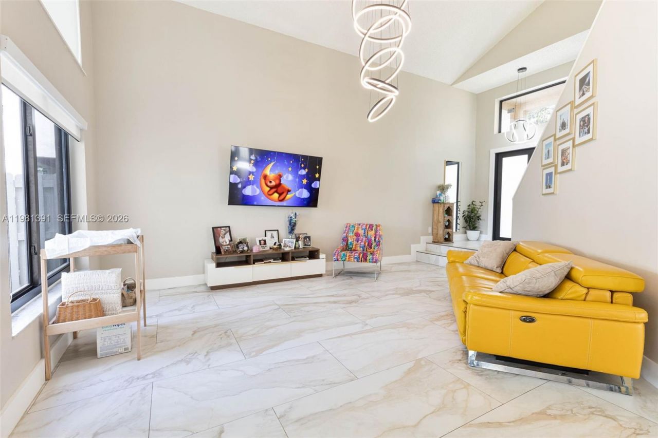 2836 W River Run Cir W , Miramar, FL 33025 Photo