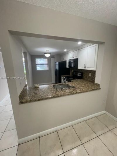 20810 NE 8th Ct , Unit 104-18, Miami, FL 33179 Photo