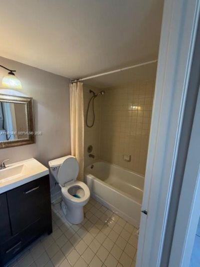 20810 NE 8th Ct , Unit 104-18, Miami, FL 33179 Photo