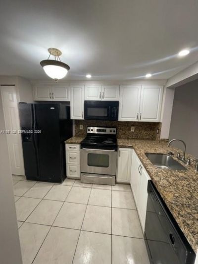 20810 NE 8th Ct , Unit 104-18, Miami, FL 33179 Photo