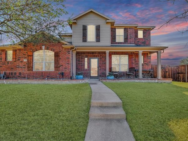 1984 Newport Drive, Lancaster, TX 75146