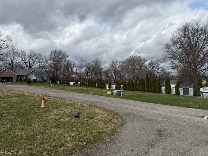 Anna Circle, Struthers, OH 44471 Photo 4