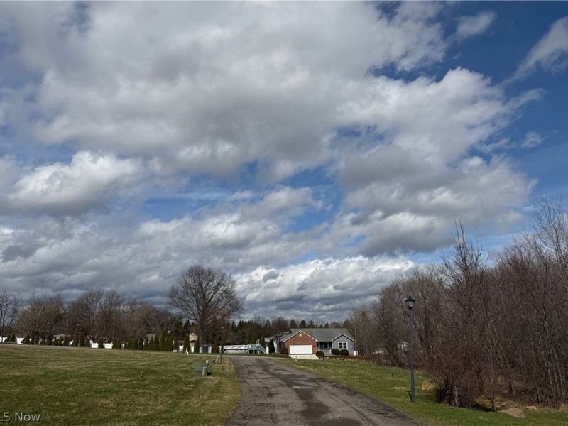 Anna Circle, Struthers, OH 44471 Photo 7