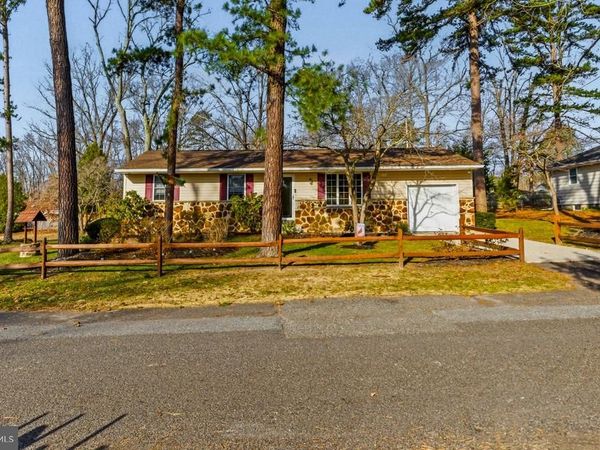 1125 ARBUTUS AVENUE, WILLIAMSTOWN, NJ 08094