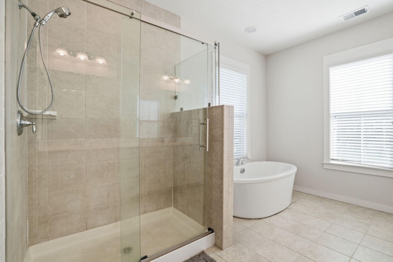 416 Watergrass Way Photo 32