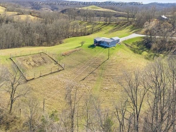 741 Masters Run Road, Leroy, WV 25252