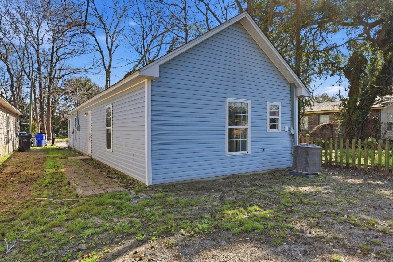 4937 Nesbitt Avenue Photo 19