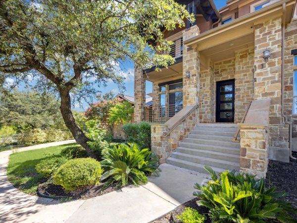101 Stephanie LN, Austin, TX 78738