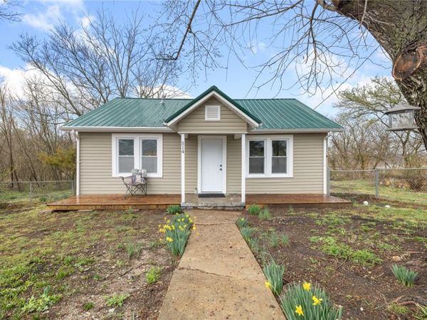 514 S Locust Street , Harrison, AR 72601