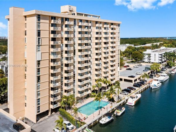 2350 NE 135th St , Unit 201, North Miami, FL 33181