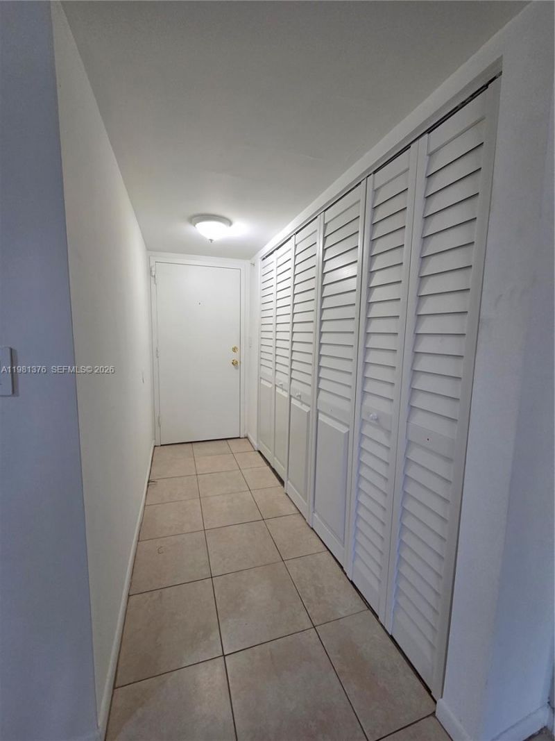 2350 NE 135th St , Unit 201, North Miami, FL 33181 Photo