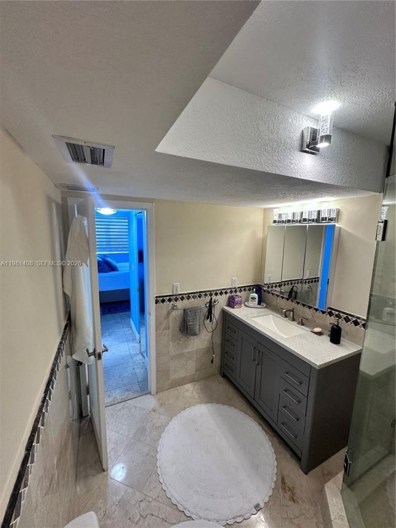 3140 S Ocean Dr , Unit 506, Hallandale Beach, FL 33009 Photo