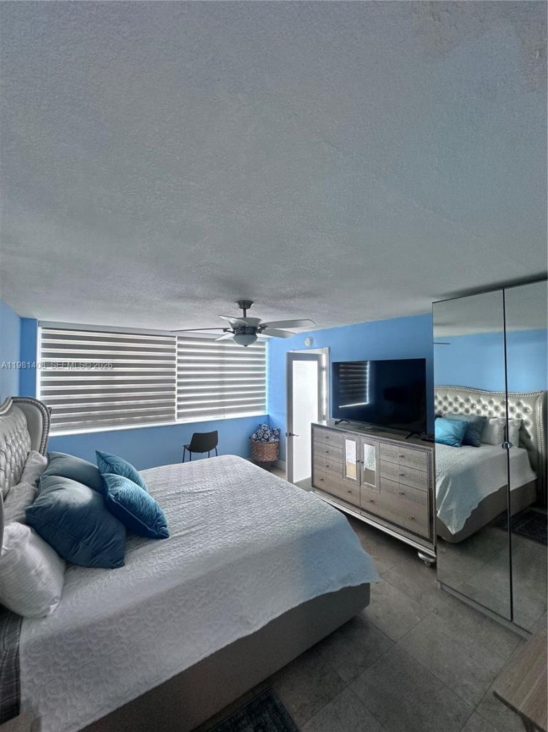 3140 S Ocean Dr , Unit 506, Hallandale Beach, FL 33009 Photo