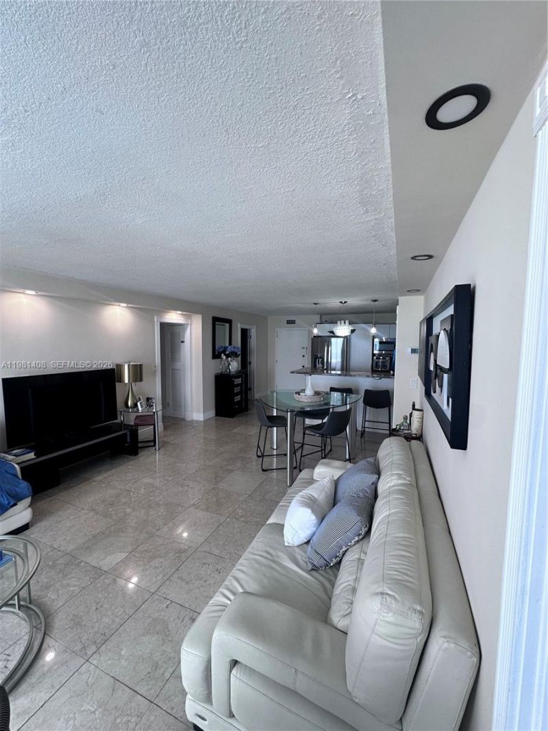 3140 S Ocean Dr , Unit 506, Hallandale Beach, FL 33009 Photo