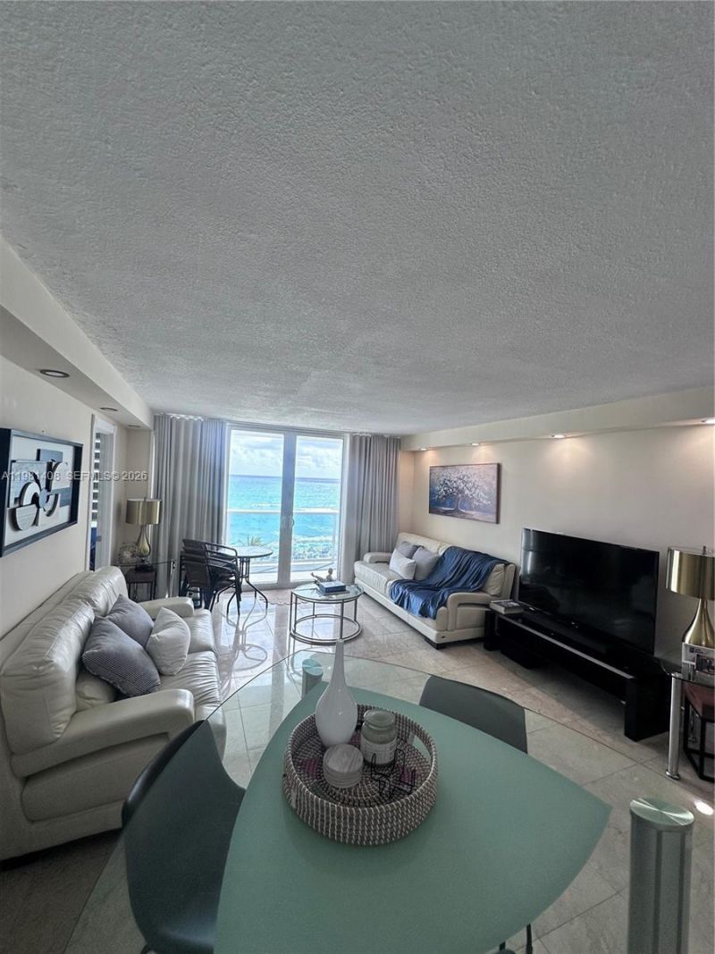 3140 S Ocean Dr , Unit 506, Hallandale Beach, FL 33009 Photo