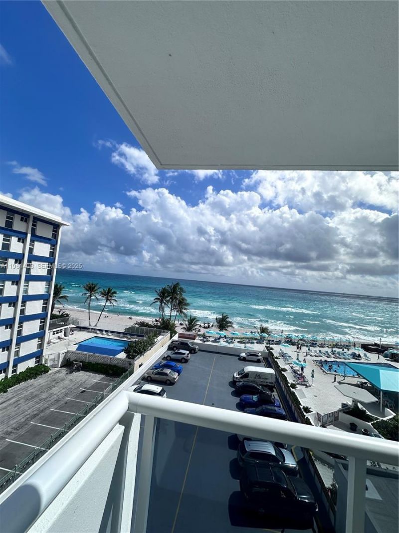 3140 S Ocean Dr , Unit 506, Hallandale Beach, FL 33009 Photo