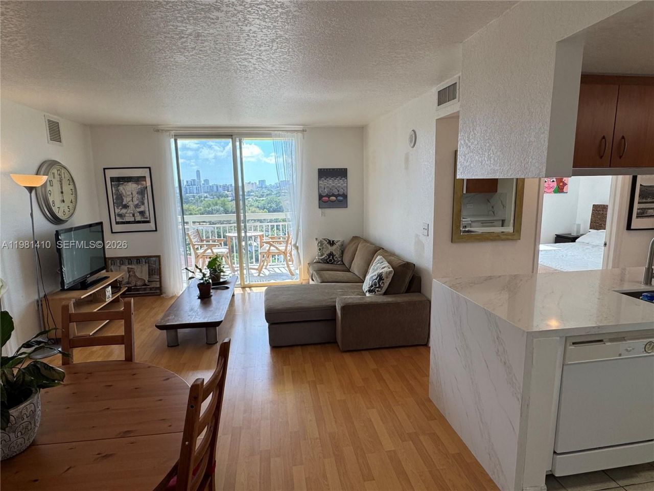 816 NW 11th St, Unit 1108, Miami, FL 33136 Photo