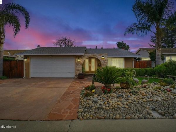 3020 San Andreas Dr, Union City, CA 94587