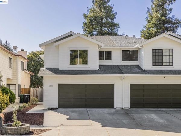 4900 Creekwood Dr, Fremont, CA 94555