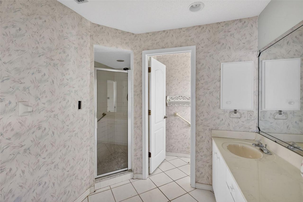 1803 Ashley Drive, Venice, FL 34292 Photo