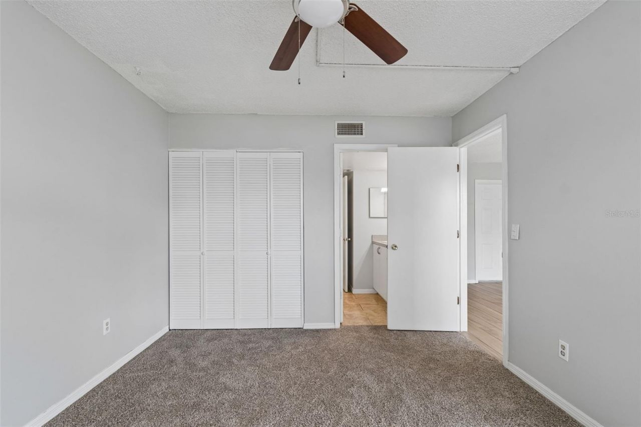 6915 Stones Throw Circle N, Unit 3106, Saint Petersburg, FL 33710 Photo