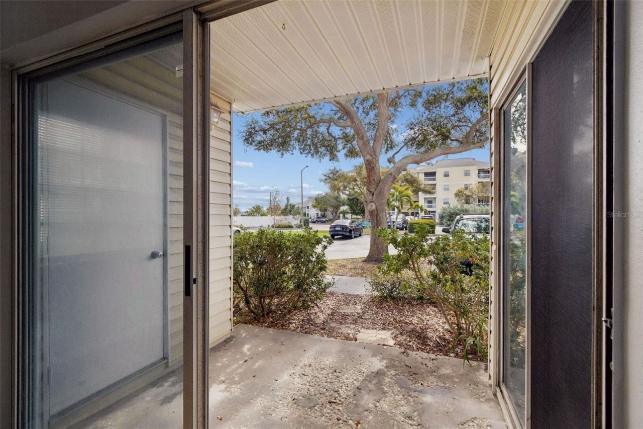 6915 Stones Throw Circle N, Unit 3106, Saint Petersburg, FL 33710 Photo