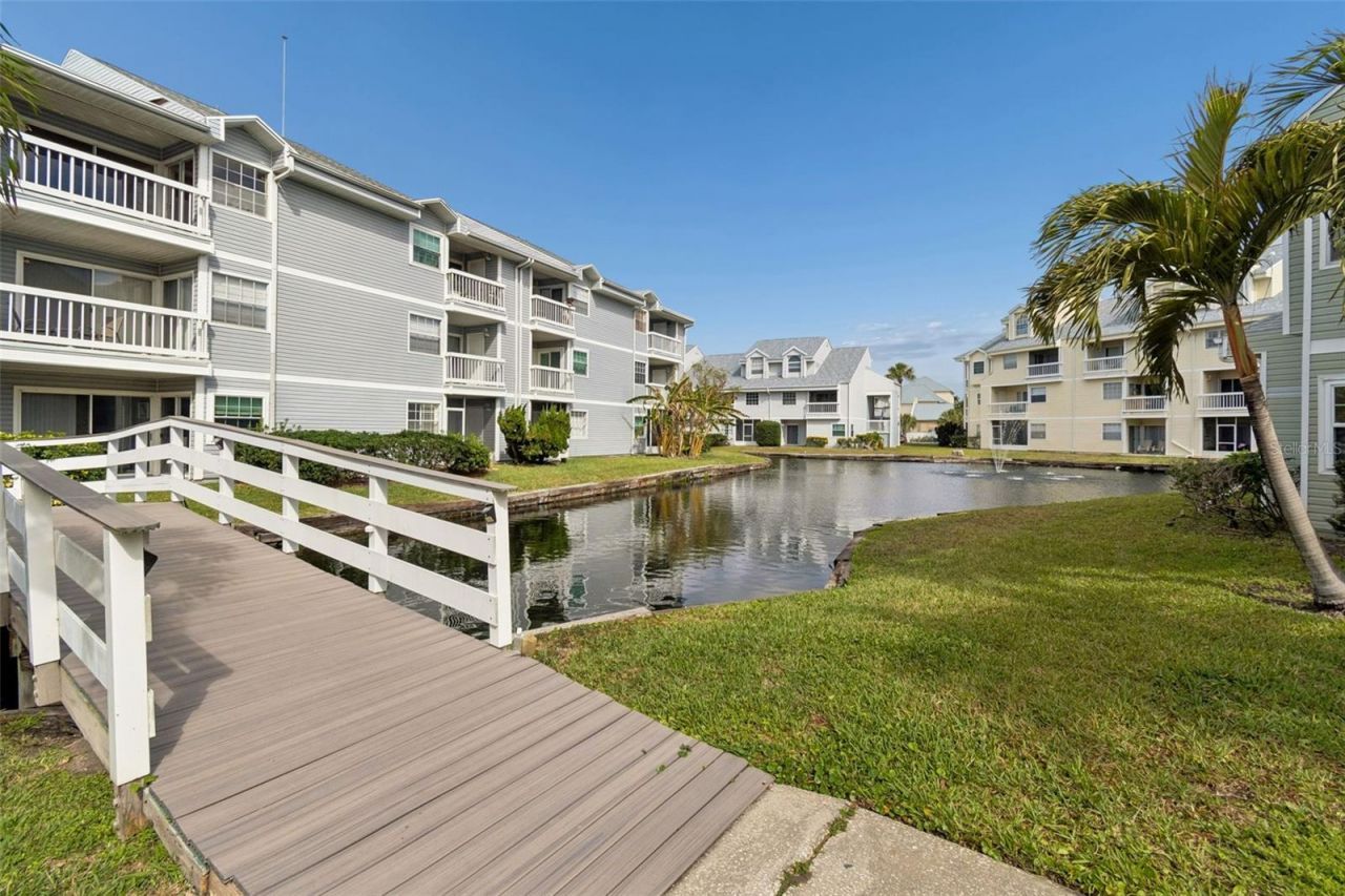 6915 Stones Throw Circle N, Unit 3106, Saint Petersburg, FL 33710 Photo
