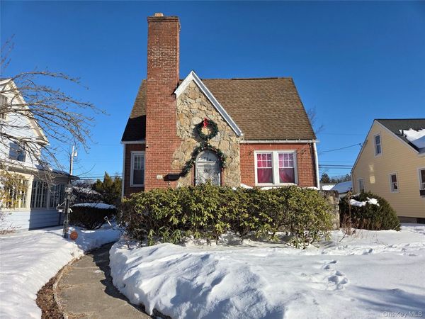 208 S Grand Avenue , Poughkeepsie, NY 12603