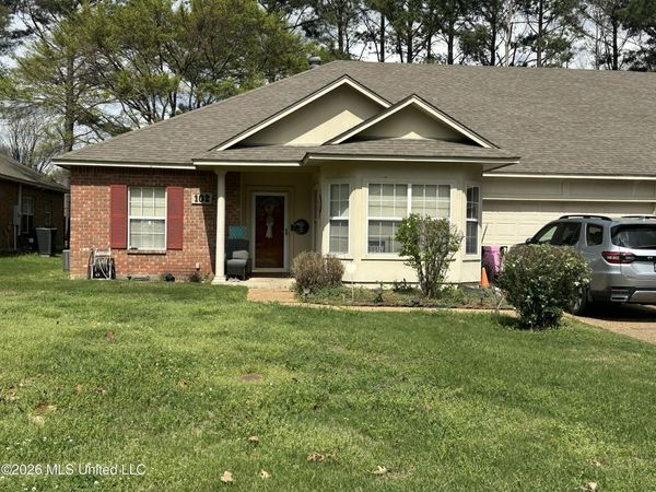 102 Carter Cove, Clinton, MS 39056