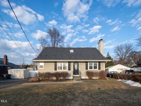 48 Quincy Street, Albany, NY 12205