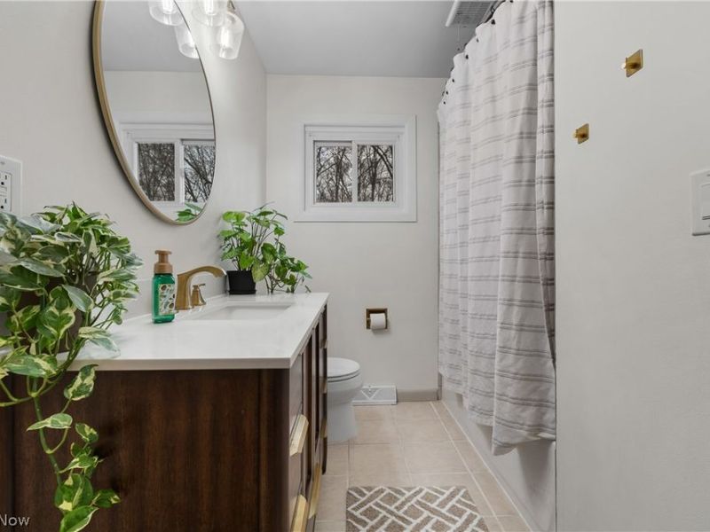 5789 E Law Road, Valley City, OH 44280 Photo 17