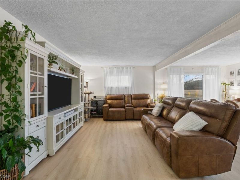 5789 E Law Road, Valley City, OH 44280 Photo 5