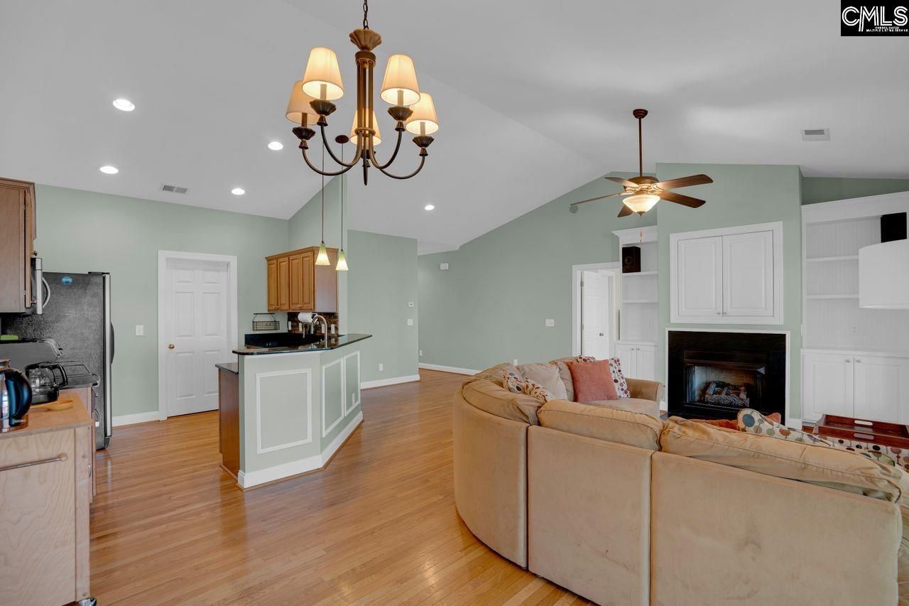 180 Palm Street Photo 17