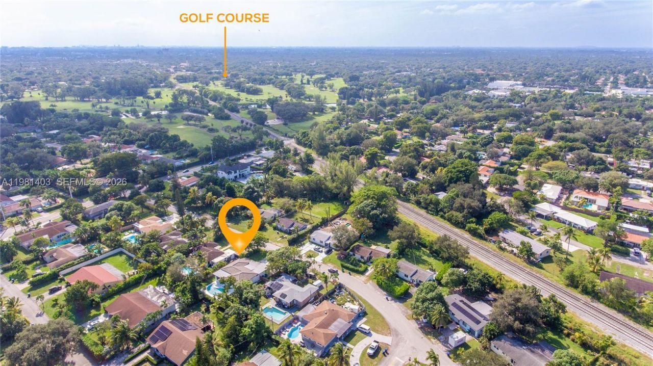 10845 Peachtree Dr , Unit 10845, Miami, FL 33161 Photo