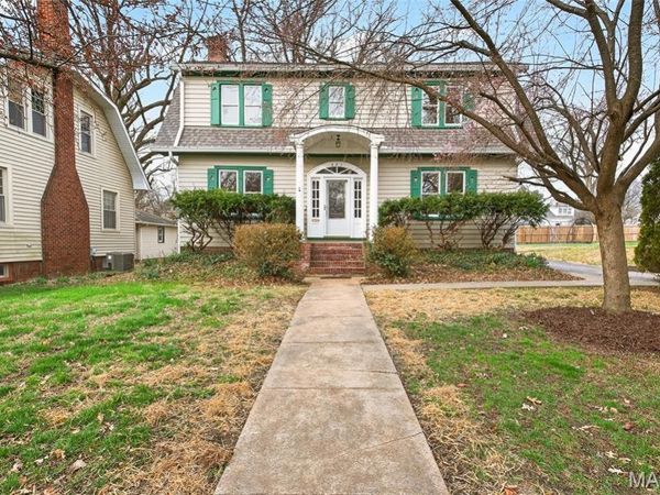 321 S Douglas Avenue, Belleville, IL 62220