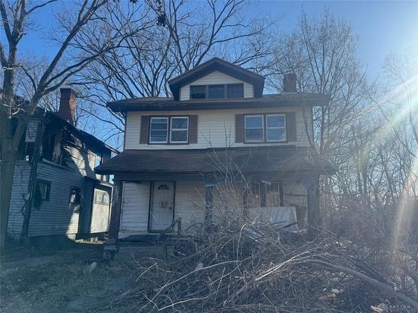 1238 Catalpa Drive, Dayton, OH 45402