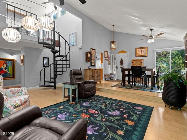 6435 Meadow Valley Lane, Reno, NV 89519