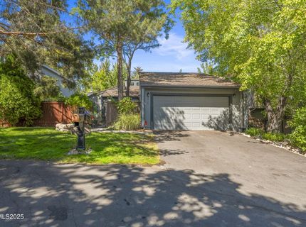 6435 Meadow Valley Lane, Reno, NV 89519 Photo