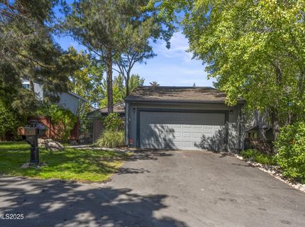 6435 Meadow Valley Lane, Reno, NV 89519 Photo
