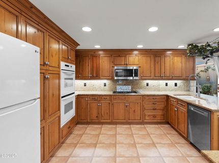 6435 Meadow Valley Lane, Reno, NV 89519 Photo