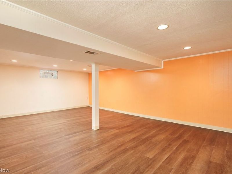 1633 Bancroft Street, Cuyahoga Falls, OH 44221 Photo 20