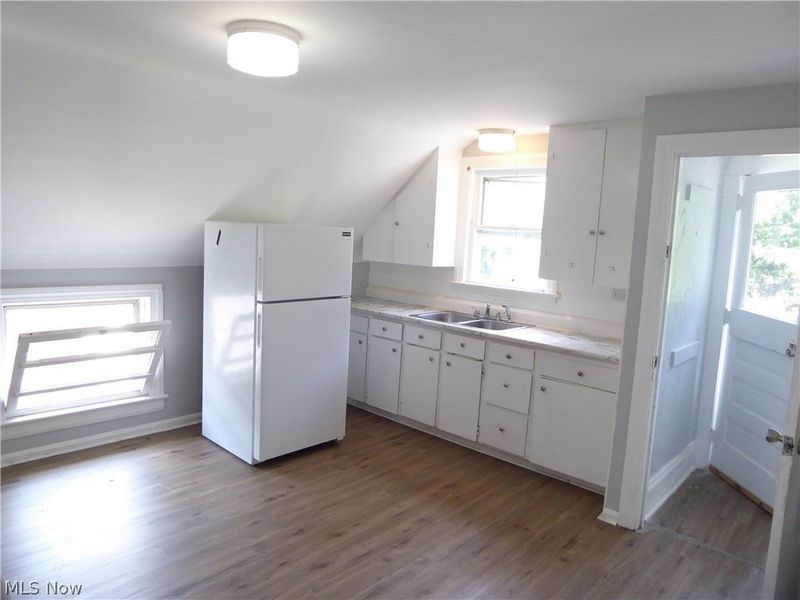 3336 W 54th Street, Cleveland, OH 44102 Photo 8