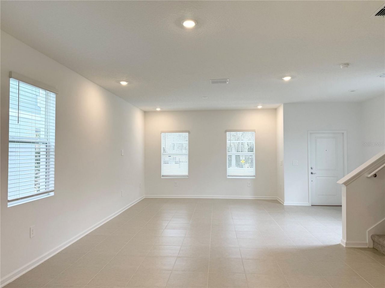 660 Bayern Lane , Debary, FL 32713 Photo