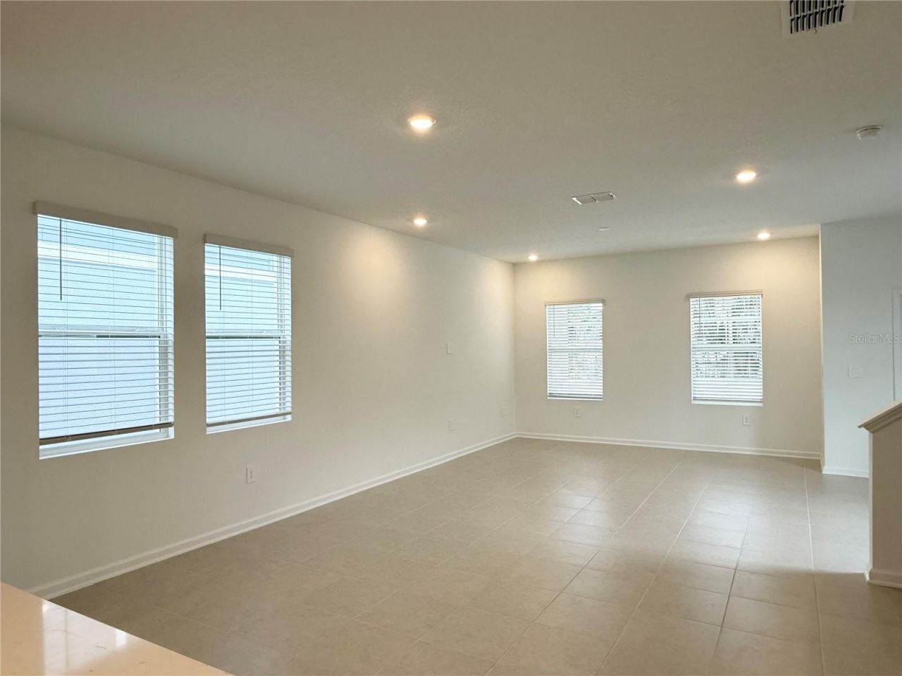 660 Bayern Lane , Debary, FL 32713 Photo