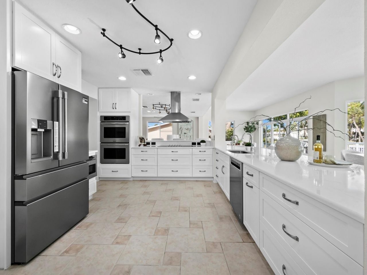 951 Contento St., Siesta Key, FL 34242 Photo