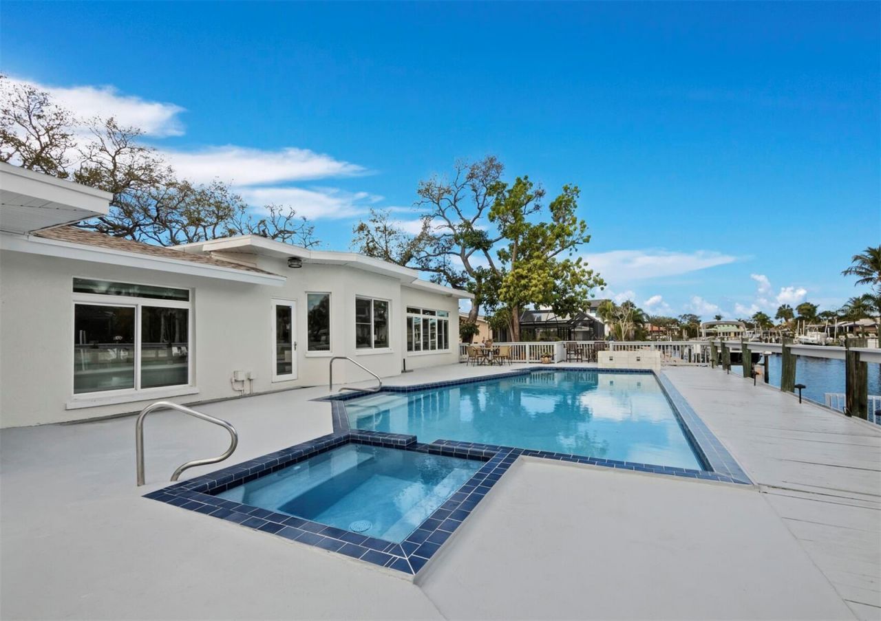 951 Contento St., Siesta Key, FL 34242 Photo