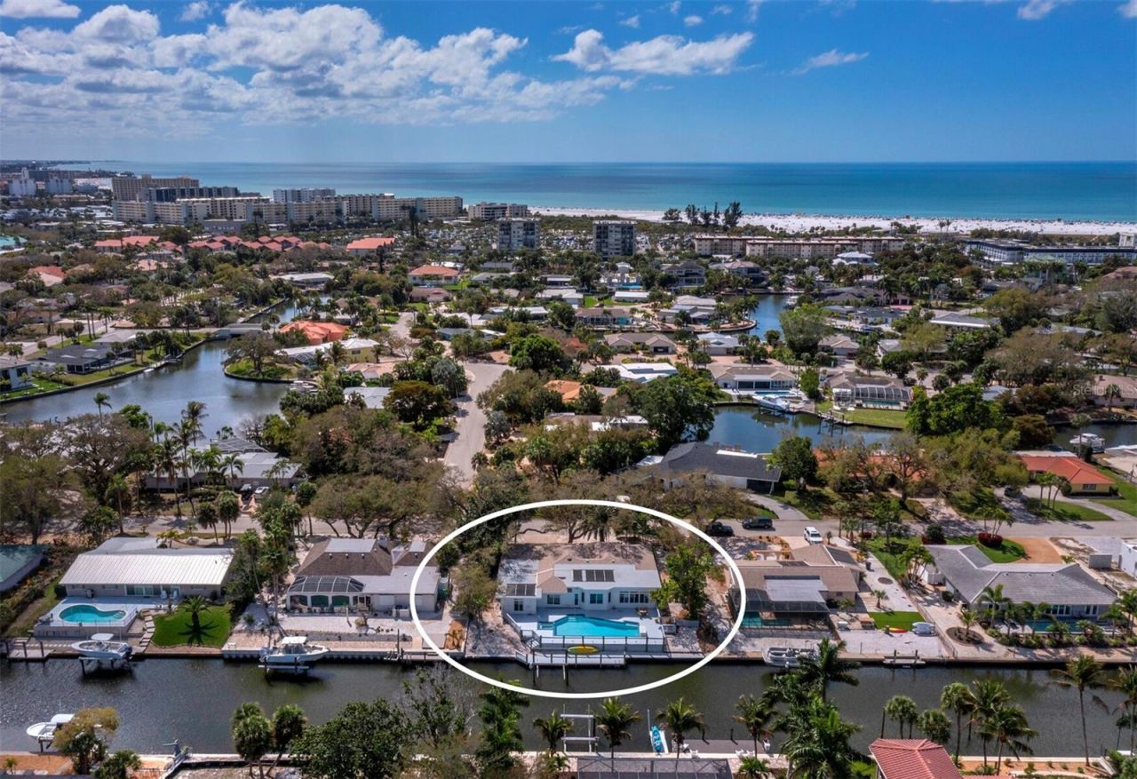 951 Contento St., Siesta Key, FL 34242 Photo