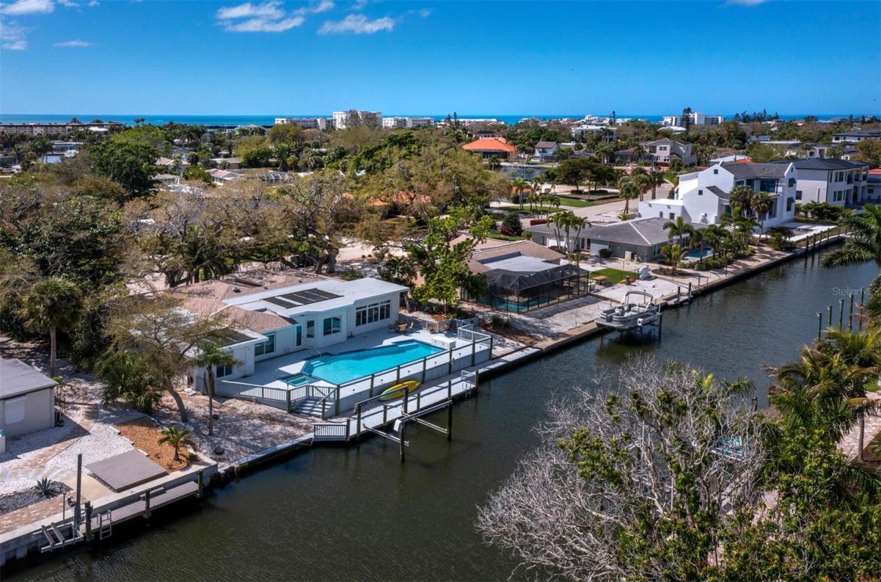 951 Contento St., Siesta Key, FL 34242 Photo