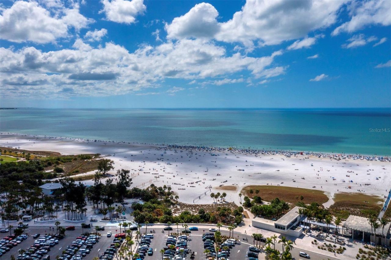 951 Contento St., Siesta Key, FL 34242 Photo