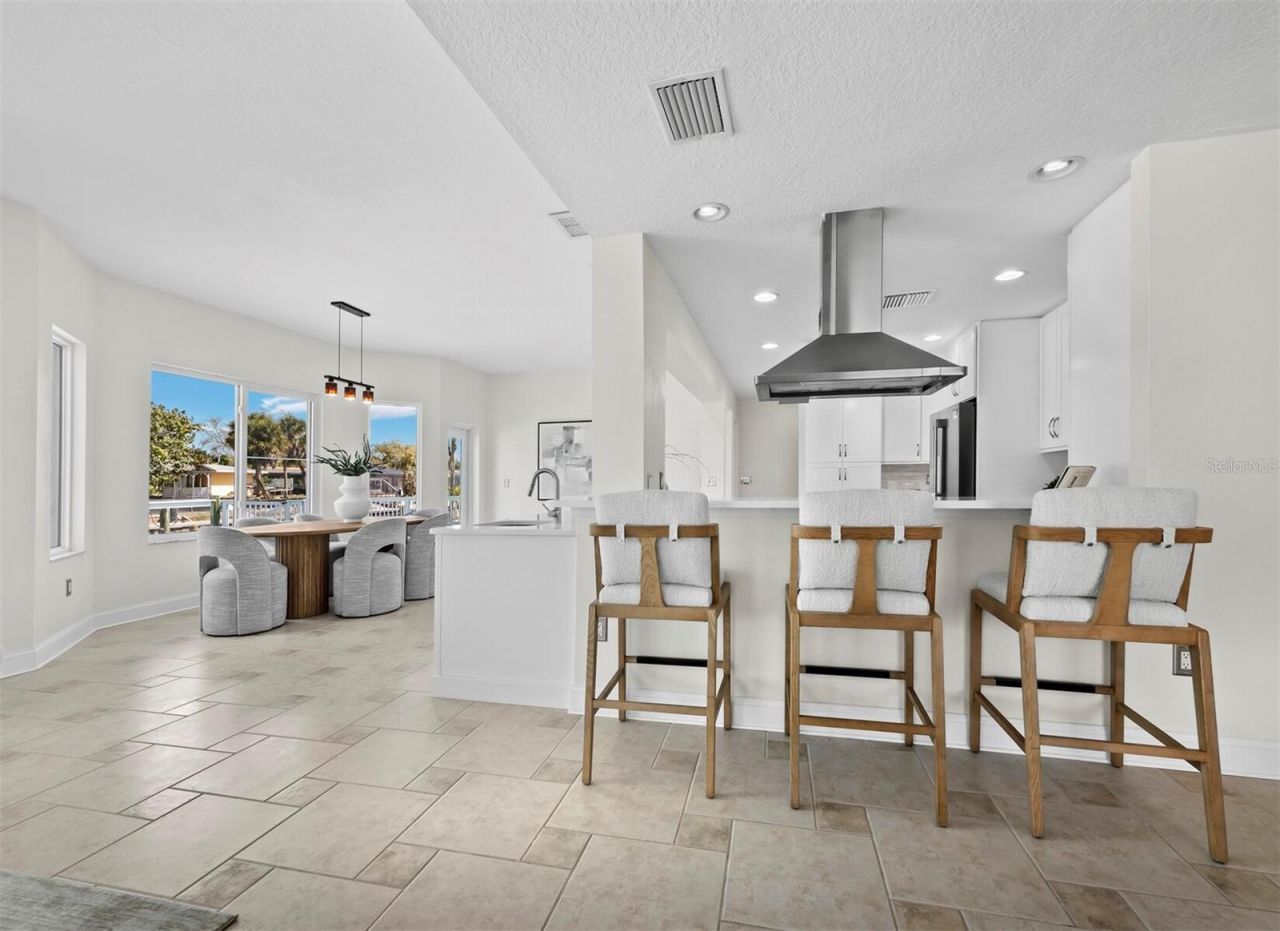 951 Contento St., Siesta Key, FL 34242 Photo